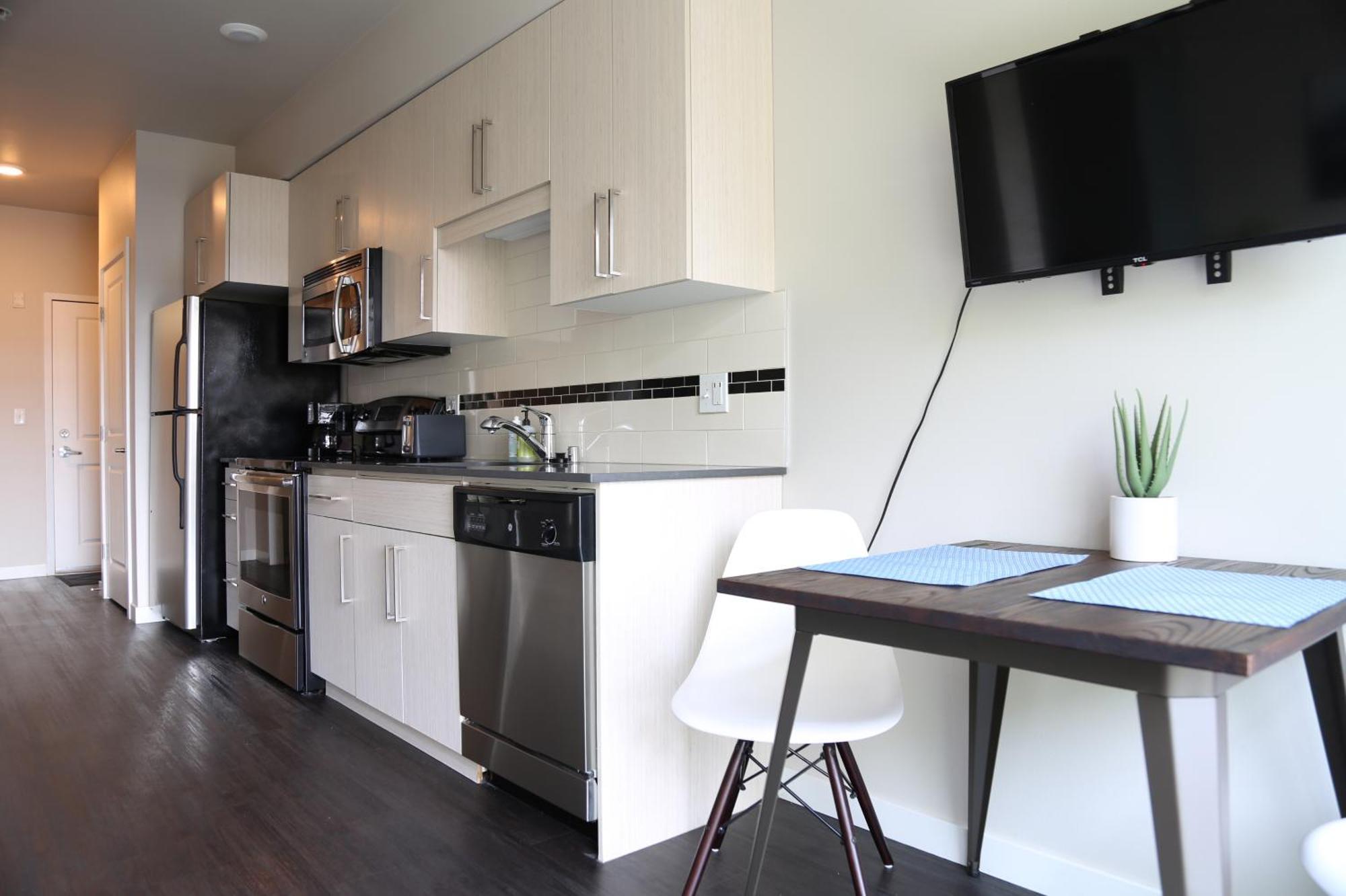 Queen Anne Abode - 1 Block From Cpa! - Free Parking! Seattle Kültér fotó